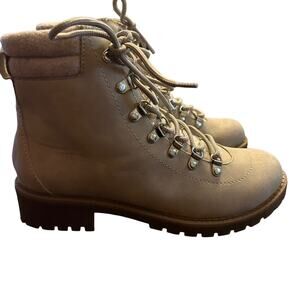 Style & Co Maariah Lace Up Boot Lug Sole  lt taupe NEW  Size 8.5